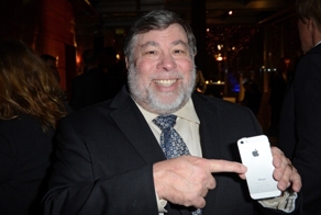 Steve Wozniak Jobs Review: Problem Ashton's Image of Jobs