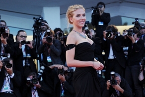 Scarlett Johansson Is Marrying Not You