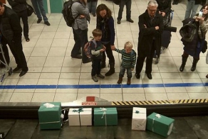 It's a Christmas miracle! Airline makes people`s wishes come true!