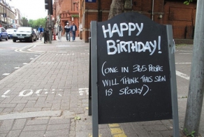 These 30 Random Signs Seen Outside Of Restaurants Are Hilarious