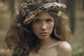Russian Photographer Takes Images with Real Animals