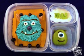 Dad Creates Great Lunches for His Kid