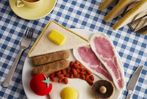 Realistic Comfort Foods Playfully Knitted Out of Wool