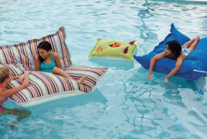 Here Are 32 Things Your Backyard Is BEGINNING For This Summer