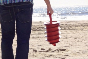 Awesome Invention For Hiding Valuables On The Beach