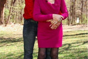 This 31-Year-Old Guy Is Dating A 91-Year-Old Great-Grandmother