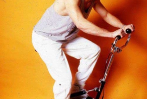 15 Amazingly ’80s Photos Of Brad Pitt