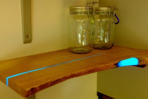 Homemade Shelves That Glow
