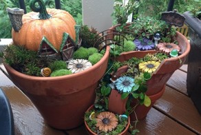 34 Picture-Perfect Fairy Gardens Made From Broken Flower Pots