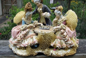 Bee Art That You Won’t Believe It’s Real