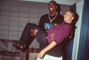 These photos proves that famous people as silly as everybody else