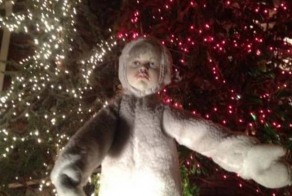 These 29 Xmas Decorations Are Too Creepy