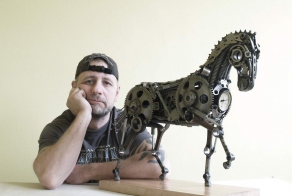 I Recycle Old Motorbike Parts Into Steampunk Animal Sculptures