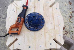 This Guy Built An Awesome Table Out Of An Abandoned Fire Hydrant