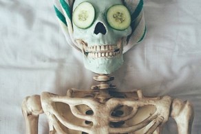 This Skeleton Is Basically Any Girl On Instagram