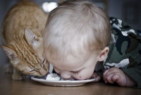 25 Kids That Think They’re Animals