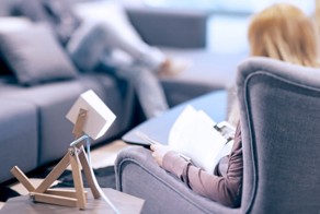 A Wooden Table Lamp That Can Flex Like A Dog