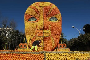 The 82th Lemon Festival in France