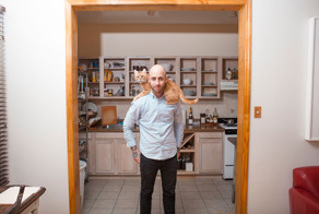 Men And Cats: Photographer Challenges ‘Crazy Cat Lady’ Stereotype