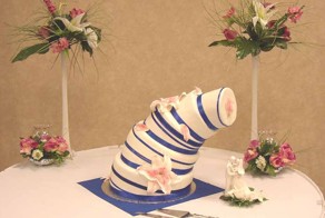 25 Wedding Cakes So Bad You Might Reconsider Getting Married Altogethe