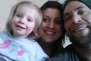 Parents Tattoo Their Legs With Daughter’s Birthmark