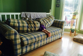 33 Photos That Show Just How Awesomely Bad Little Kids Are At Hiding