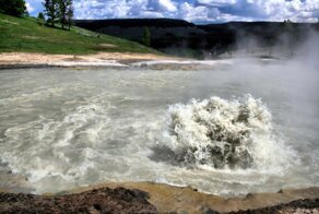 9 Of The Most Dangerous Lakes On Earth