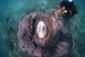 These Underwater Sculptures Are Beautiful But Eerie AF