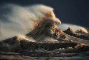 Liquid Mountains