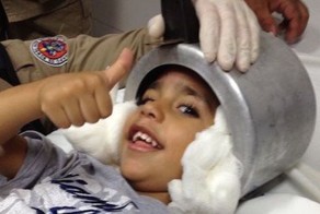 12 People Who Got Their Head Stuck Like Total Dum-Dums