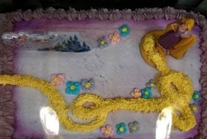 19 Painfully Funny Kids’ Birthday Cake Fails