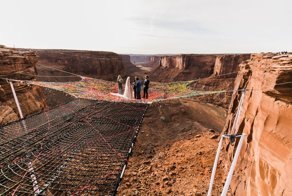 Couple Gets Married At 400 Feet Height And The Pictures Will Take Your Breath Away