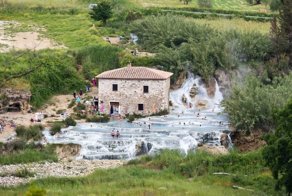 Here's How Public Bathing Looks In Nine Countries Around The World