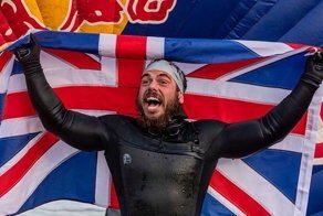 Man Who Spent 5 Months Swimming Around Great Britain Shares His Chilling Experience