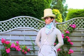 25 Year Old British Man Dresses As A 19th Century Regency Gentleman In Bespoke Clothing He Designs
