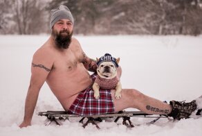 There’s A Calendar Called ‘Dad Bod And Rescue Dog’ And It May Be The Perfect Gift For Christmas