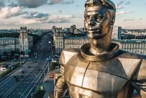 "Если быть, то быть первым" - космонавт, который навсегда вошел в историю