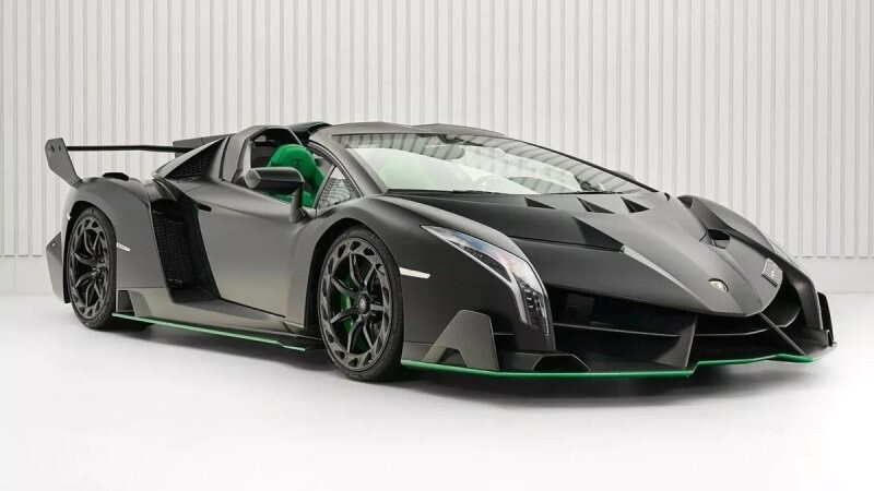     Lamborghini Veneno    9,5  