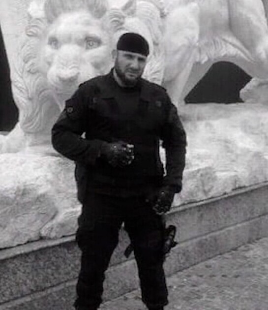 Экс-охранник чеченского олигарха устроил перестрелку у метро 