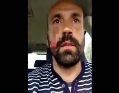 Рыбак поймал себя на блесну Рыбак поймал себя на блесну