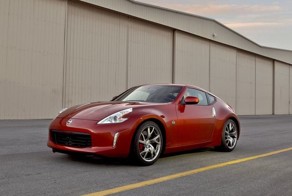 Компания Nissan обновила модель 370Z (28 фото+видео)