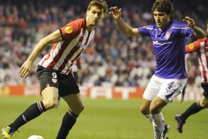 Фанаты Локо бьют испанцев на улицах Бильбао (видео)