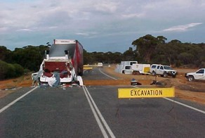 Пренебрегать дорожными знаками опасно для здоровья (3 фото)