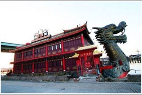 Заброшенный плавающий китайский ресторан (24 фото)