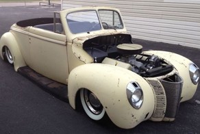 Ford Convertible 1940 г.в. с необычной начинкой и внешним видом (6 фото)