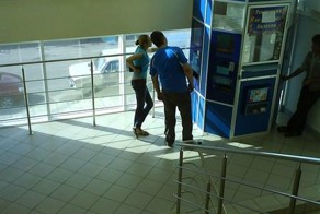 Игровые автоматы в законе (2 фото)