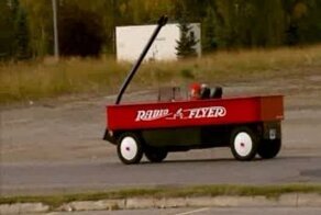 Бабушка и дедушка на телеге