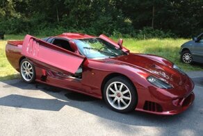 Реплика на редкий спорт-кар Saleen S7 (6 фото)