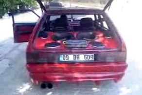 Музыкальный багажник в ВАЗ 2109