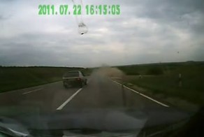 Двойной обгон завершился аварией